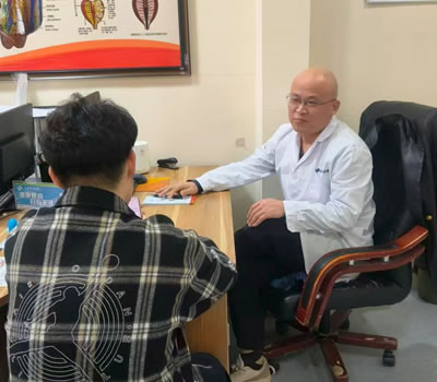 本溪市|男科医师高朋磊：守护男性健康，专业男科诊疗